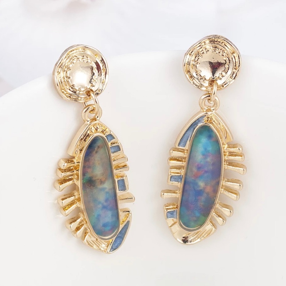 Vintage Look Stud Drop Earrings